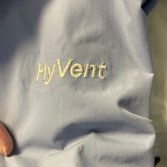 The North Face Women’s Jacket Waterproof HyVent size Medium GREAT condition - Picture 3 of 16